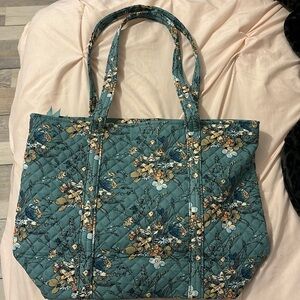 Vera Bradley tote bag new with tags